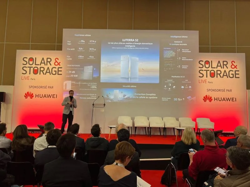 Conférence sur les solutions solaires et le stockage à Solar & Storage Live Paris